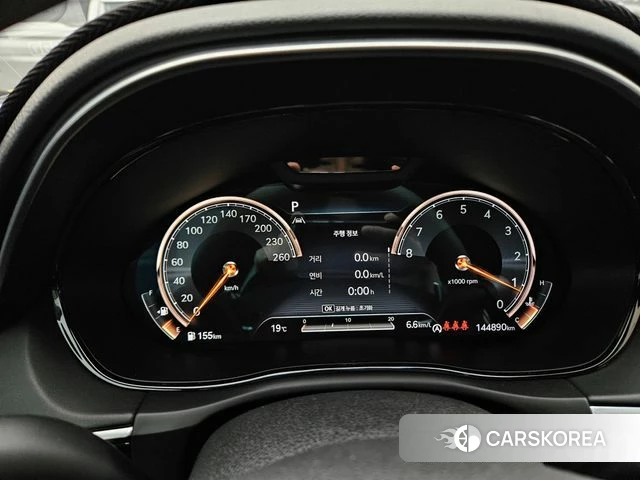 Genesis GV70 id 4195871 из Кореи 18