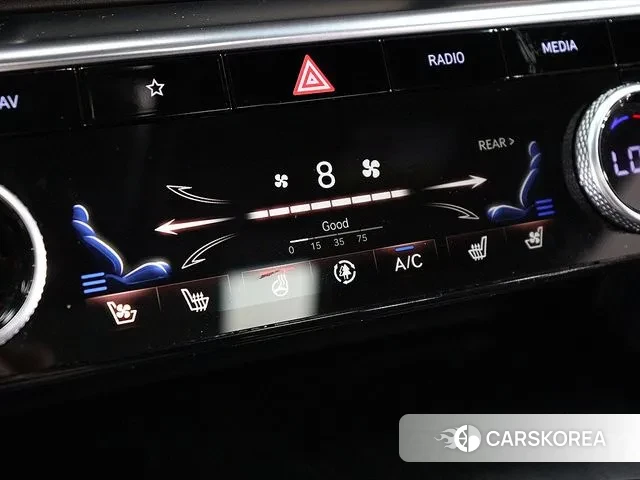 Genesis GV80 id 2985930 из Кореи 18