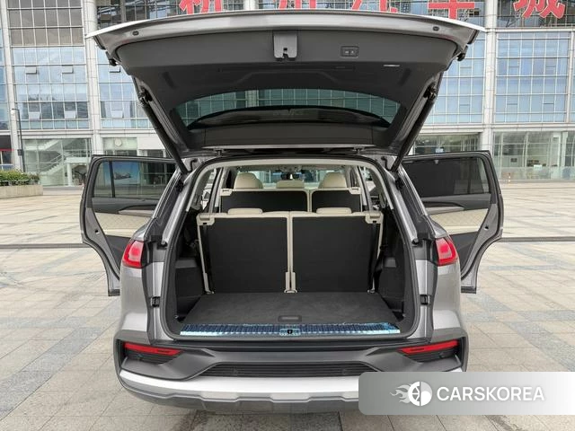 Audi Q6 id 4272790 из Китая 16