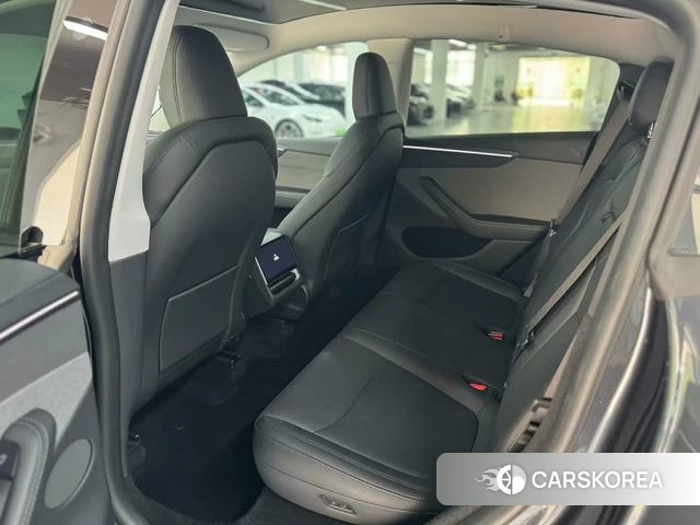 Tesla Model Y id 4239778 из Китая 8