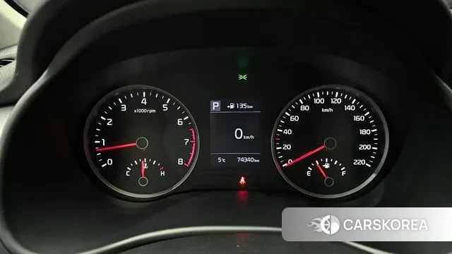 Kia Stonic id 3677460 из Кореи 18