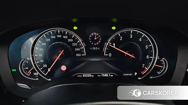 BMW 5 Series (G30) id 3004787 из Кореи 18