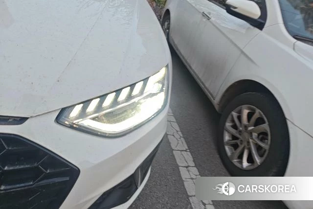 Audi A4L id 4276159 из Китая 15