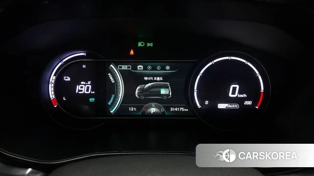 Kia Niro Plus id 3851472 из Кореи 18