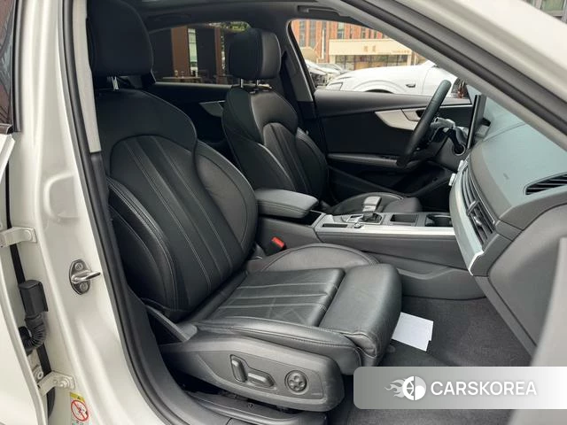 Audi A4L id 4313397 из Китая 16