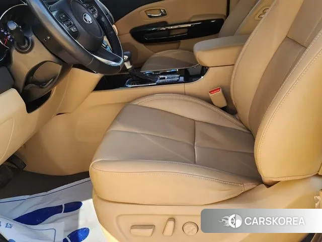 Kia The New Carnival id 3626601 из Кореи 17