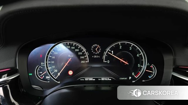 BMW 5 Series (G30) id 4732970 из Кореи 18