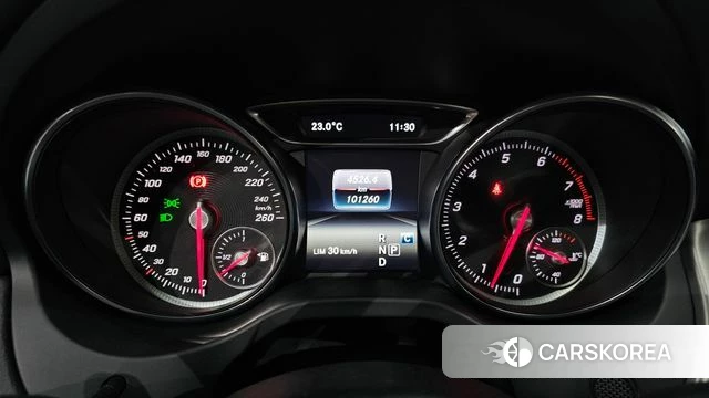 Mercedes-Benz GLA-Class X156 id 4339435 из Кореи 29