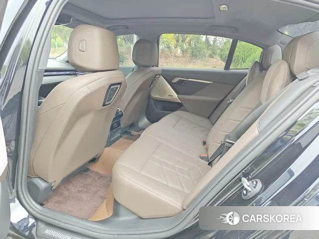 BMW 5 series id 4276585 из Китая 8