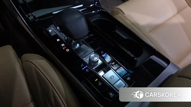 Kia K7 Premier Hybrid id 3499637 из Кореи 18