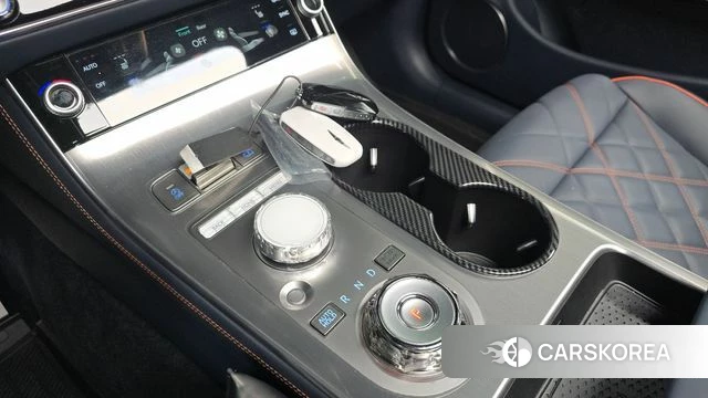 Genesis GV70 id 4695900 из Кореи 32