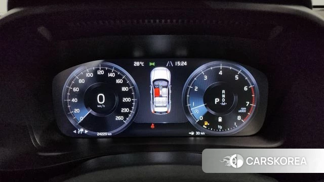 Volvo XC40 id 4573664 из Кореи 30