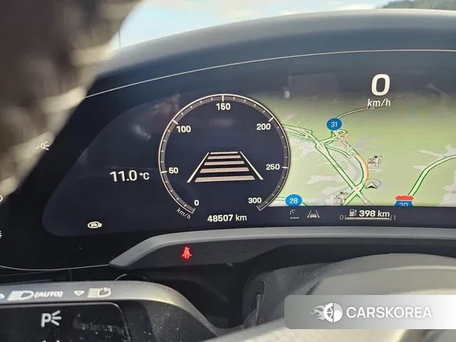 Porsche Taycan id 3426922 из Кореи 8