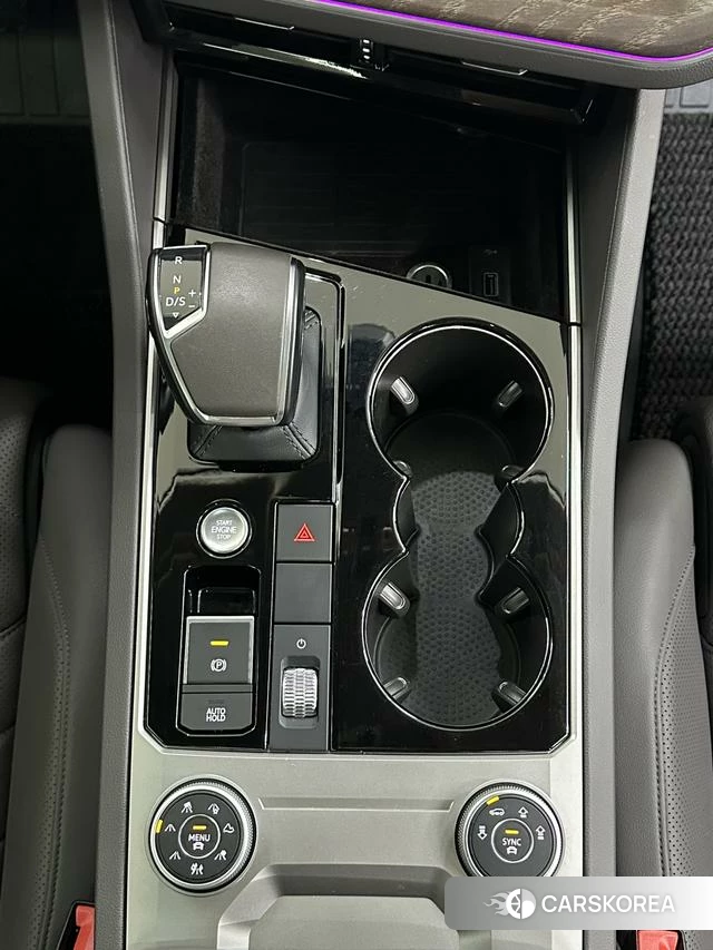 Volkswagen Touareg id 4213387 из Китая 22