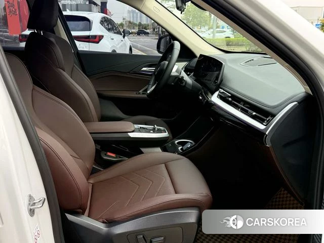 BMW X1 id 4265646 из Китая 8