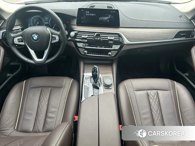 BMW 5 series PHEV id 4215614 из Китая 19