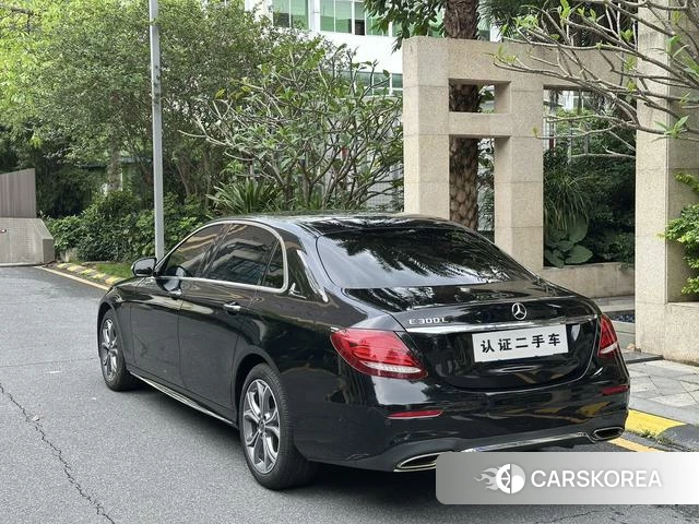Mercedes-Benz E-class id 4221316 из Китая 15