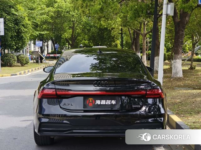 Audi A7L id 4260540 из Китая 8