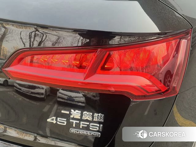 Audi Q5L id 4210691 из Китая 18