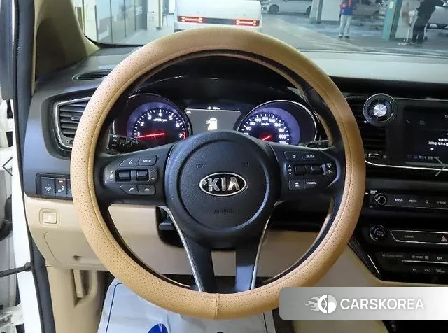 Kia The New Carnival id 3619504 из Кореи 18