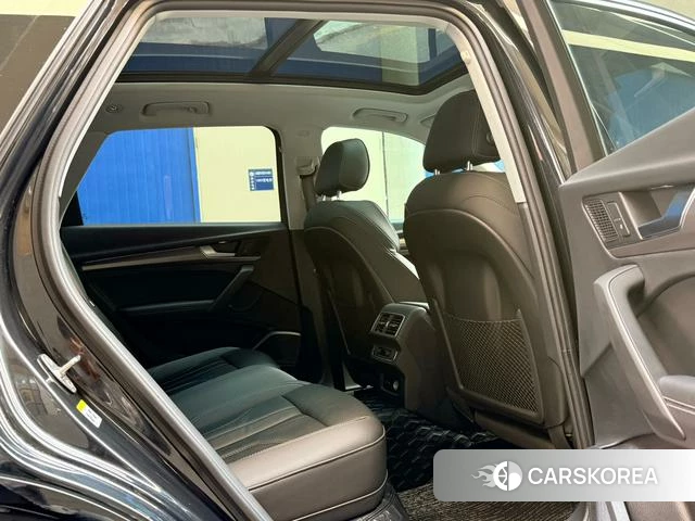 Audi Q5L id 4254628 из Китая 9