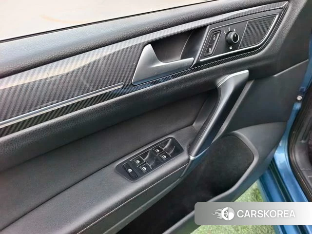 Volkswagen Golf*Jiayu id 4208372 из Китая 21