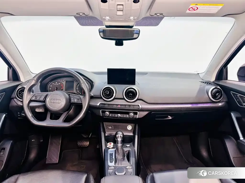 Audi Q2L id 4664588 из Китая 8