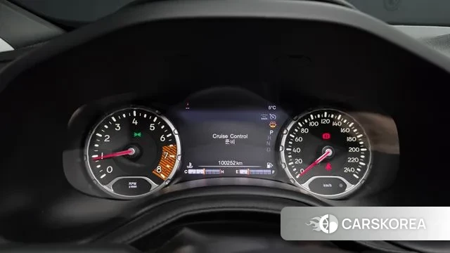 Jeep Renegade id 3753278 из Кореи 18