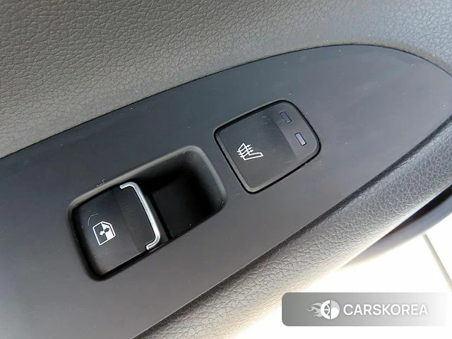 Hyundai The New Grandeur IG id 3807555 из Кореи 18