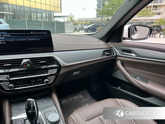 BMW 5 series PHEV id 4260764 из Китая 21