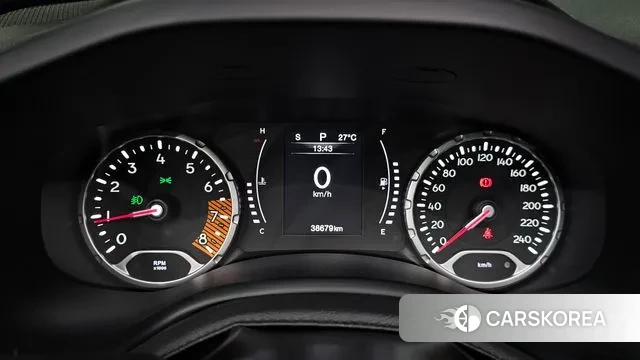 Jeep Renegade id 3038353 из Кореи 18