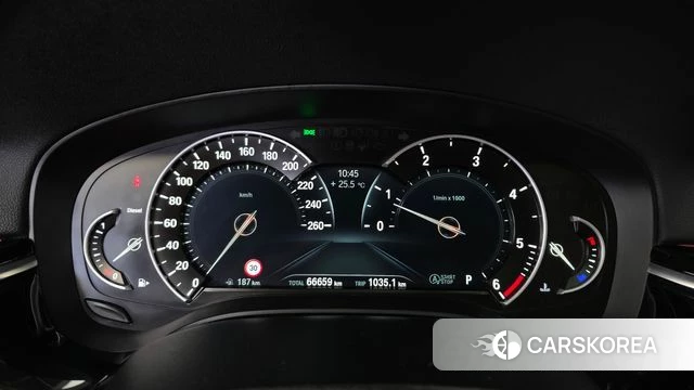 BMW 5 Series (G30) id 4918961 из Кореи 31