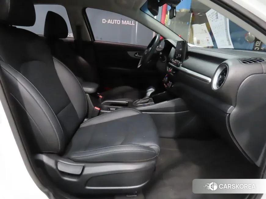 Kia Come New K3 id 2108205 из Кореи 18