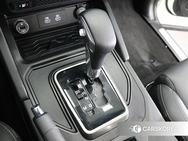 Ssangyong The New Rexton Sports Cannes id 3919659 из Кореи 18