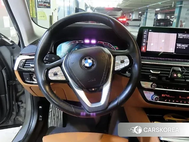 BMW 5 Series (G30) id 3443480 из Кореи 18