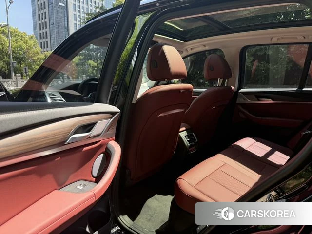 BMW X3 id 4275193 из Китая 9