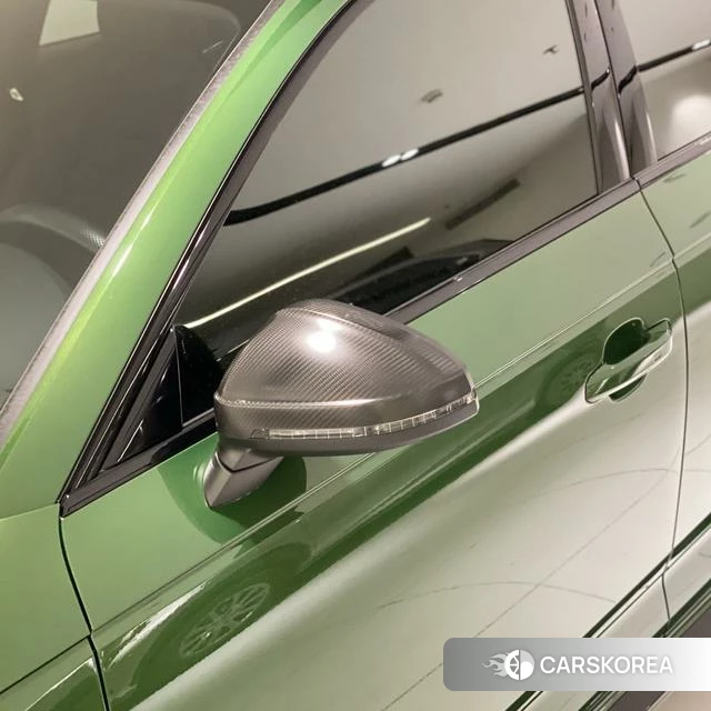 Audi RS 4 id 4222033 из Китая 25
