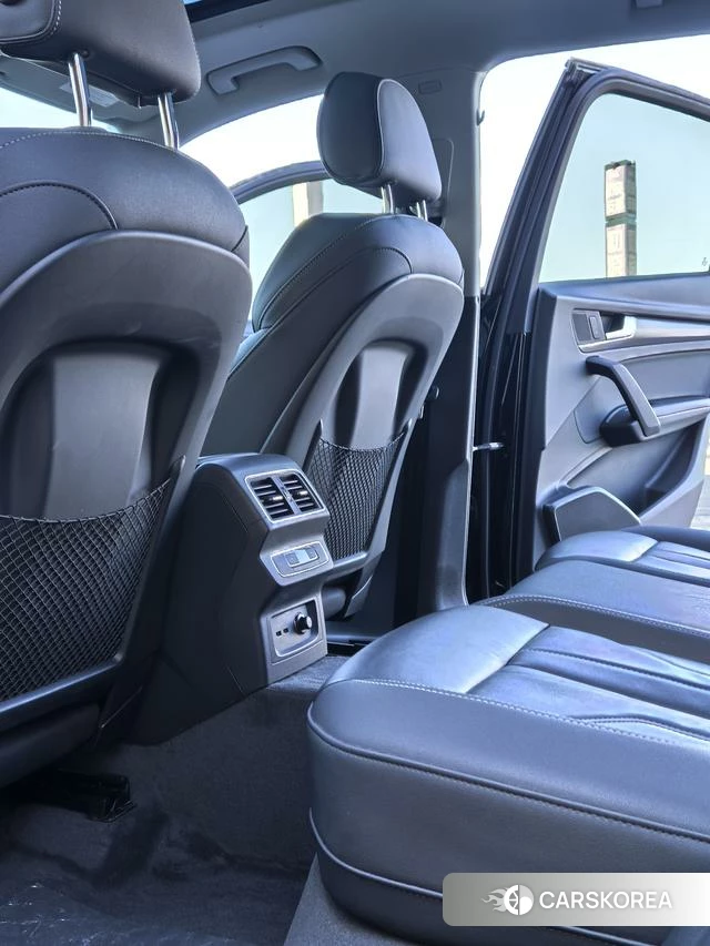 Audi Q5L id 4215024 из Китая 13