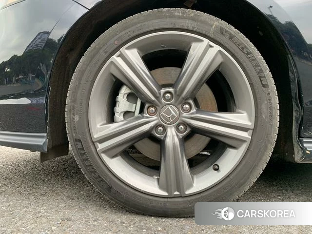 Honda Accord PHEV id 4220964 из Китая 29