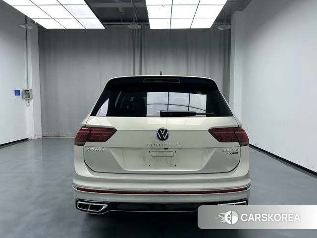 Volkswagen Tiguan L id 4277778 из Китая 20