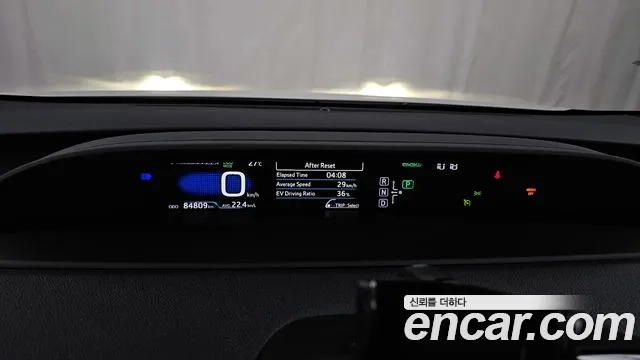 Toyota Prius 4th Generation id 2928337 из Кореи 18