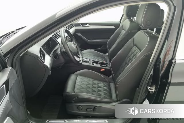 Volkswagen Magotan PHEV id 4271064 из Китая 22