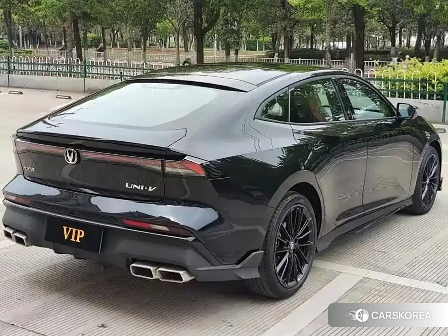 Chang'an Changan UNI-V id 4578289 из Китая 15