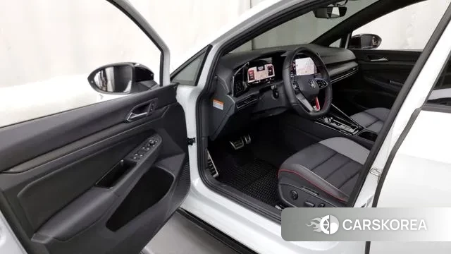 Volkswagen Golf 8th Generation id 2904885 из Кореи 18