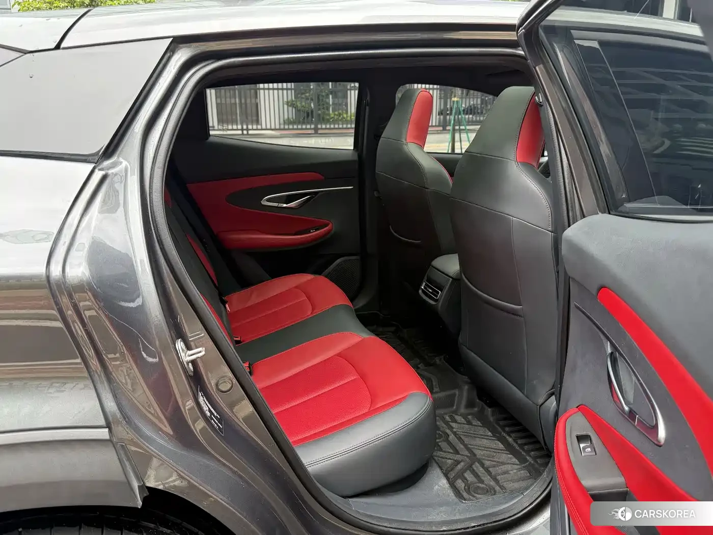Chang'an Changan UNI-T id 4546249 из Китая 14
