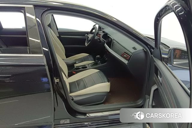 Volkswagen Lavida id 4215102 из Китая 15