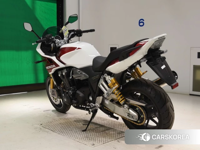 Honda CB1300SF BOLDOR SP id 4392940 из Японии 8