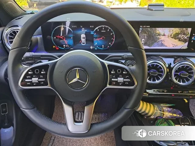 Mercedes-Benz A-Class W177 id 2973351 из Кореи 14