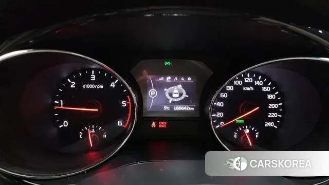 Kia All New Carnival id 3445138 из Кореи 18