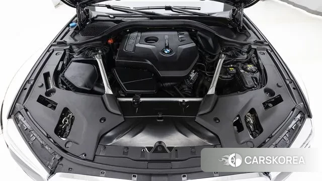 BMW 5 Series (G30) id 3661489 из Кореи 18